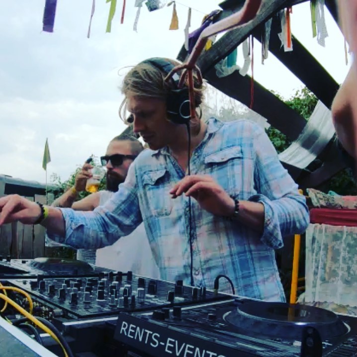 Tine Machine dj